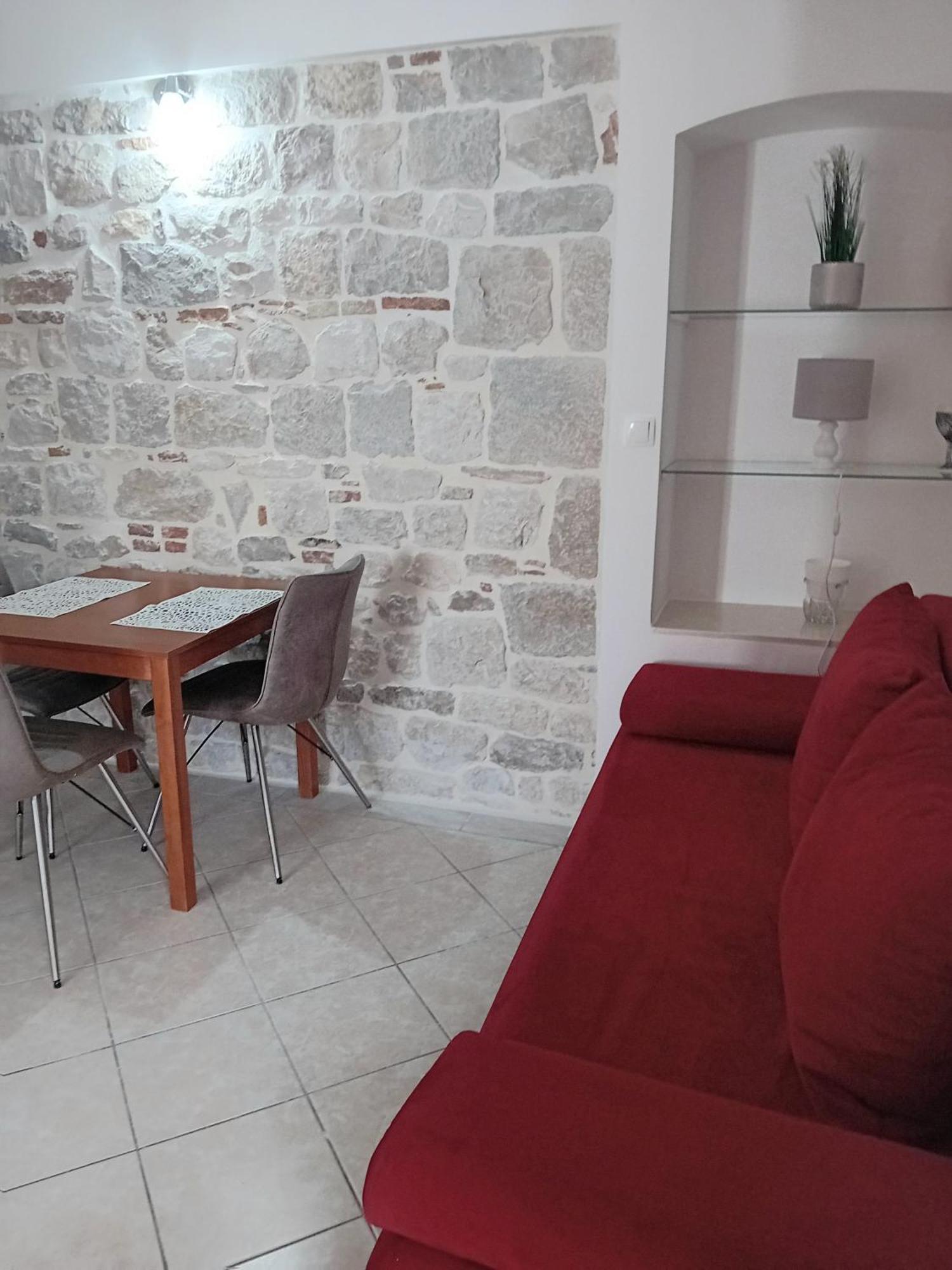 Apartment Andela Kaštela Eksteriør billede